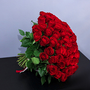 Букет 101 роза красная (40 см) в Истре