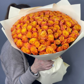 Букет из 101 огненной розы (40 см) в Истре