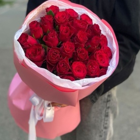 Букет "Эсса" 25 красных роз Кения (60 см) в Истре