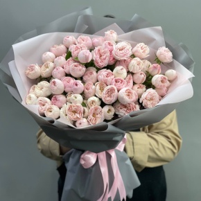 Букет из 25 кустовых роз Мэнсфилд Парк (60 см) в Истре