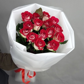 Букет из 15 рубиновых роз (70 см) в Истре