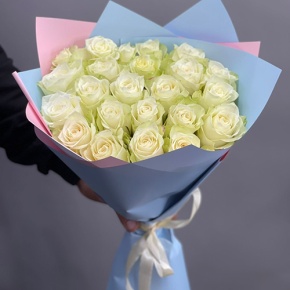 Букет 25 белых роз Кения (50 см) в Истре