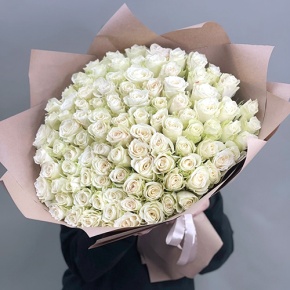 Букет 101 белая роза кения (50 см) в Истре