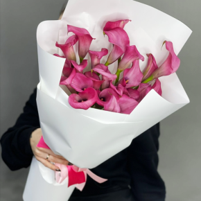 Монобукет из 21 каллы в Истре