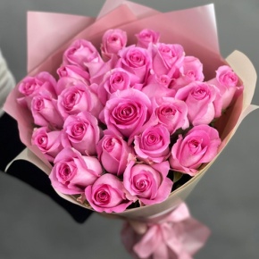 Букет из 25 розовых роз кения (40 см) в Истре