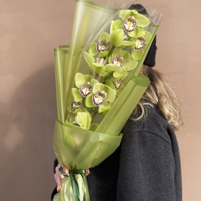 Букет из лаймовой орхидеи в Истре