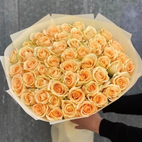 Букет из 51 розы Аваланж (60 см) в Истре