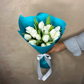Букет 15 белоснежных тюльпанов в Истре