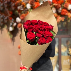 Букет 15 красных роз (80 см) в Истре