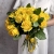 Букет из 25 лимонных роз с рускусом (40 см) в Истре Букет из 25 лимонных роз с рускусом (40 см) в Истре